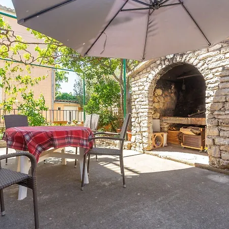 - With Parking; Vodice