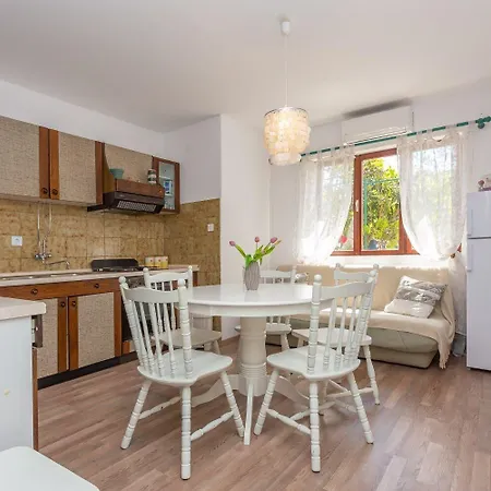 - With Parking; Apartment